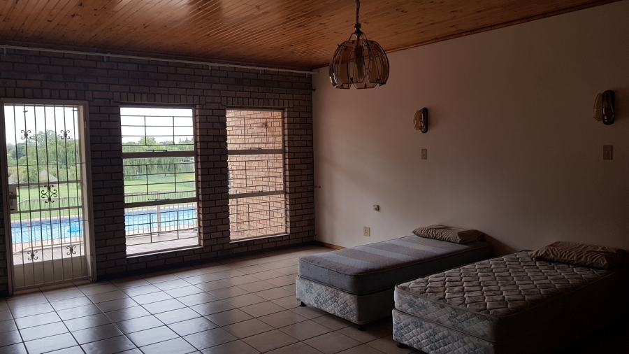 5 Bedroom Property for Sale in Sasolburg Rural Free State